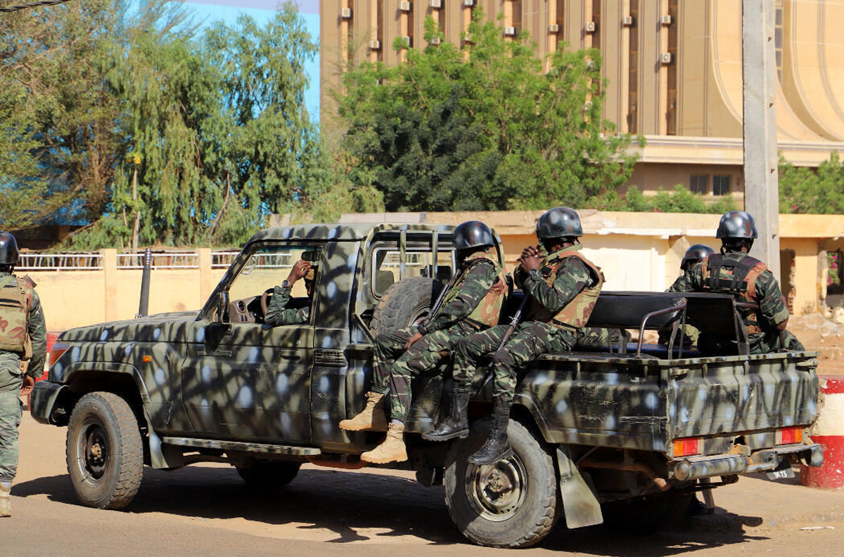 Attaque à Firou : Deux assaillants neutralisés et un important stock de munitions saisi